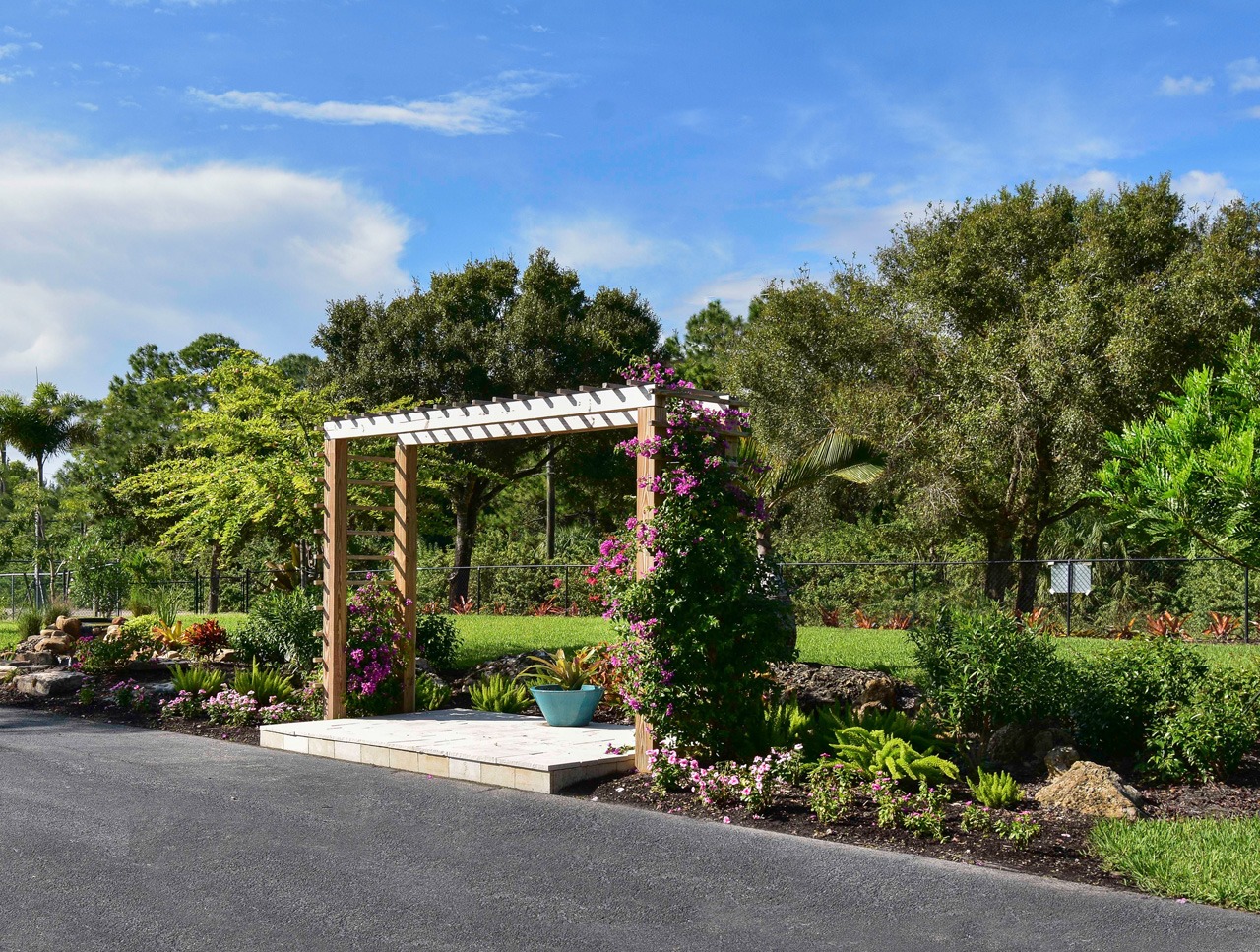 Garden Sheds or Cabanas
